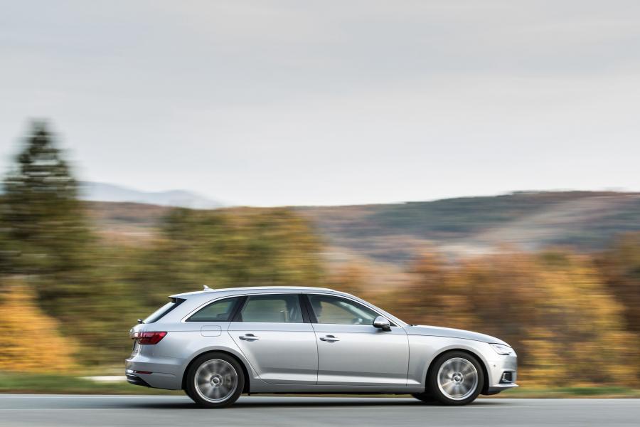  Audi A4 Avant 2.0 TDI Quattro (B9) 2015 года  (WW) (фото 5 из 11)
